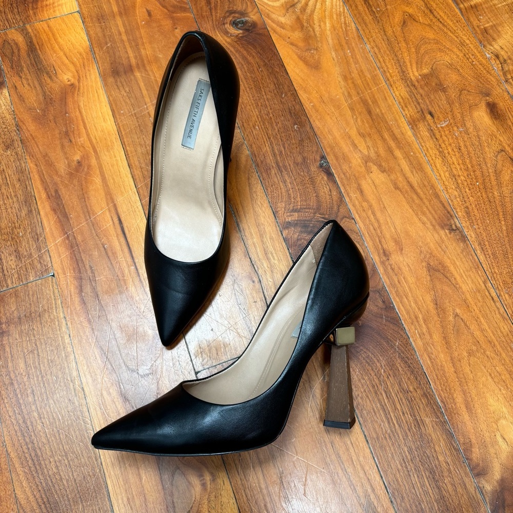 Saks Fifth Avenue Spherical Wood Heel Leather Pumps Black 9.5